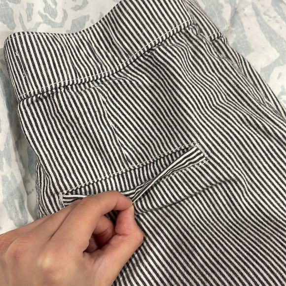 Hollister Pants - Picture 6 of 7